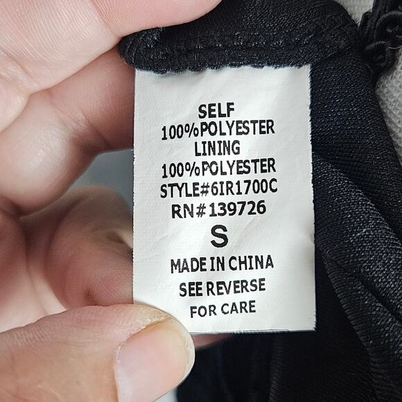 Lily Rain Romper Women Small Black Lace Floral Deep V Short Sleeve Boho Gothic - Picture 9 of 12